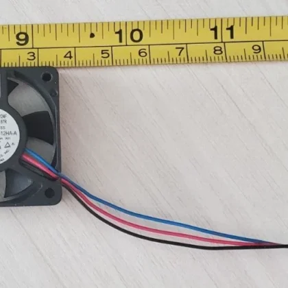 DELTA DC BRUSHLESS COOLING FAN ASB03512HA-A DC 12V 0.14A 3 Wires 35x35x10mm