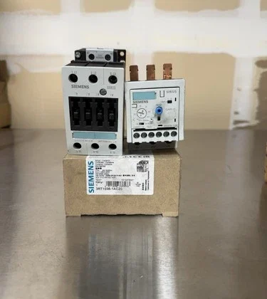 New! Siemens Motor Starter With Matching 12.5-50A Overload, New Old Stock!