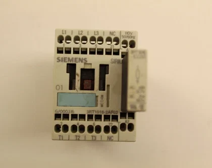 Siemens 3RT1016-2AF02 Contactor
