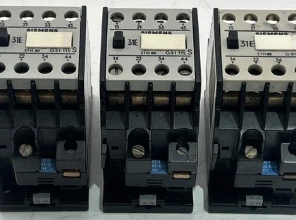 LOT OF 3 Siemens 3TH80 31-0A Contactor