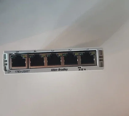 New Allen-Bradley 1783-US5T Stratix 2000 Ethernet Switch 5 Pt 1783US5T