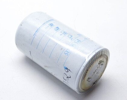 Donaldson P550105 Oil Filter NOS