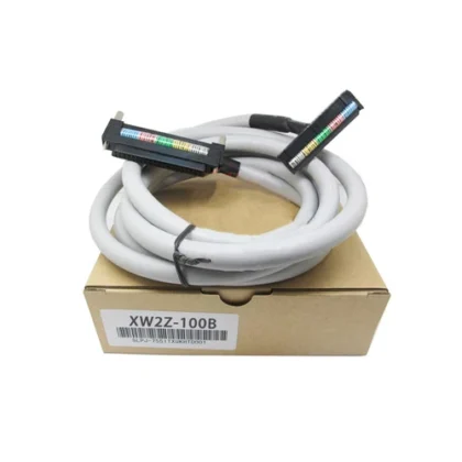 1PC New Omron XW2Z-100B HMI PLC Programming Cable XW2Z100B Free Ship #US