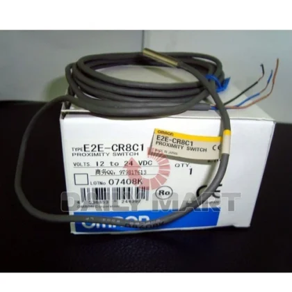 OMRON E2E-CR8C1 E2ECR8C1 Proximity Switch New in Box NIB Free Ship