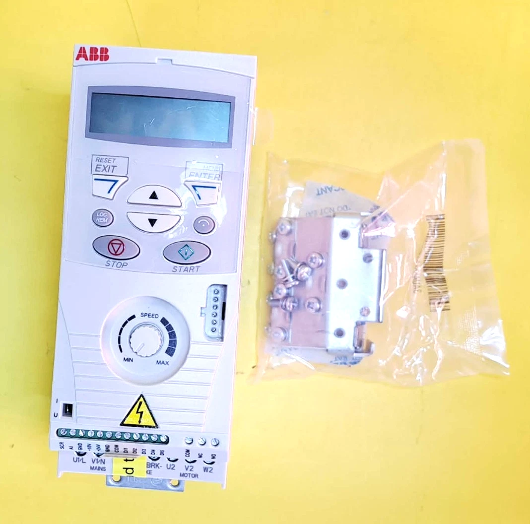 ABB ACS150-03U-06A7-2 Variador de Frecuencia