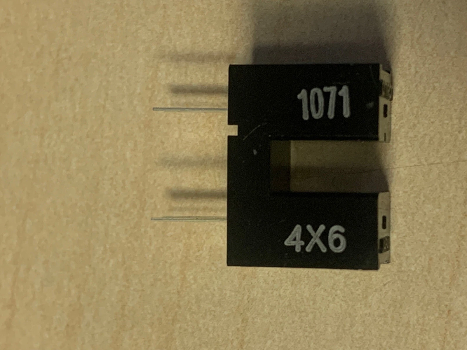 Omron EE-SX1071 Sensor Opto tipo ranura
