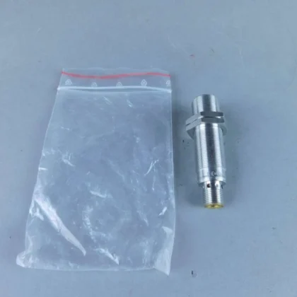 Turck B5FE-M18FE-AP6X-H1141 Sensor