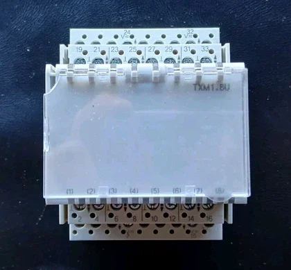 Siemens TXM1.8U módulo I/O universal