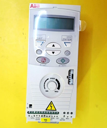 ABB ACS150-03U-02A4-2 Variador de Frecuencia