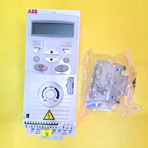 ABB ACS150-03U-02A4-4 Variador de Frecuencia