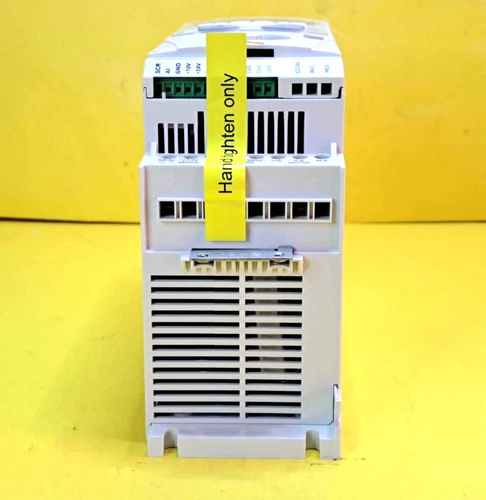 ABB ACS150-03U-02A4-4 Variador de Frecuencia