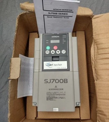 Hitachi SJ700B-055HFU Variador de Frecuencia