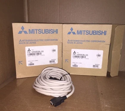 Mitsubishi FR-V5NSCBL05 VFD AC Drive