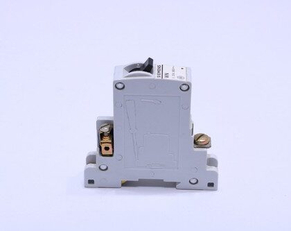 Siemens 5SP3182 G25 WN Interruptor Automático
