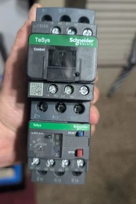 Schneider Electric LC1D32 Contactor con LRD22L Relé de Sobrecarga