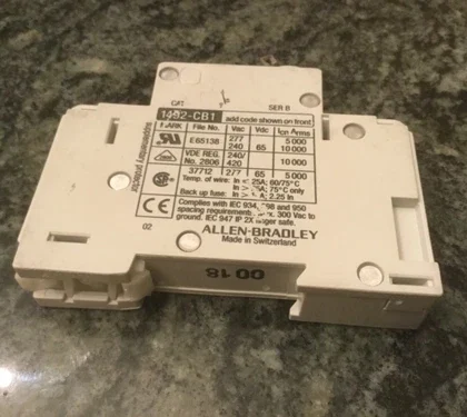 Allen Bradley 1492-CB1 Series B Interruptor Automático