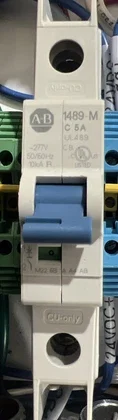 Allen-Bradley 1489-M Interruptor Automático