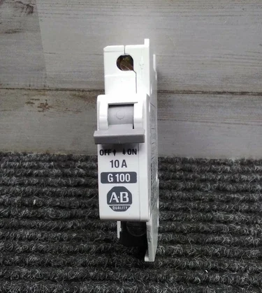 Allen-Bradley 1492-CB1G100 Interruptor Automático