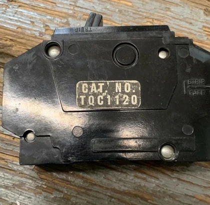 General Electric TQC1120 Interruptor Automático