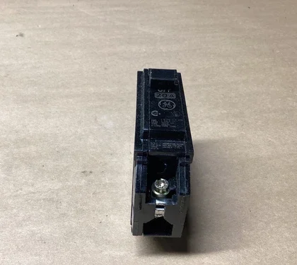 General Electric THQL1120 Interruptor de Circuito