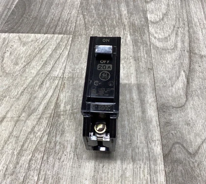 GE General Electric THQB120 Interruptor Automático