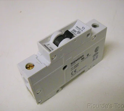NOS Siemens 5SX2-101-8 Interruptor de Circuito
