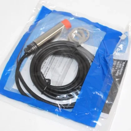 Autonics PRL18-8DP Sensor de Proximidad