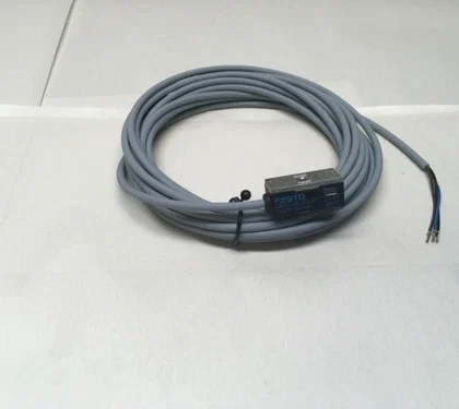 Festo SMEO1LED24K5B Sensor de Proximidad
