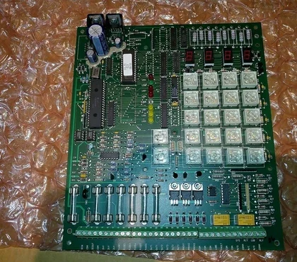 Fanuc 163D12050-001 Módulo de Control Industrial