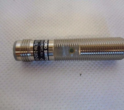 Honeywell/Micro FL7M-2J6D-CM Sensor de Proximidad