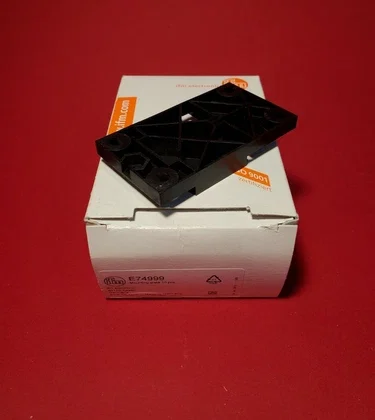 IFM Efector E74999 Montaje Placa