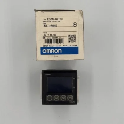 Omron E5CN-Q2TDU Controlador de Temperatura