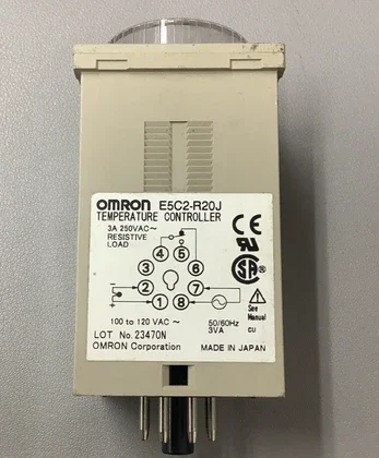 Omron E5C2-R20J Controlador de Temperatura