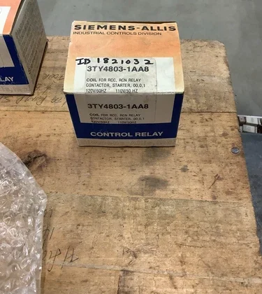 Siemens-Allis 3TY4803-1AA8 Relé de Control de Bobina